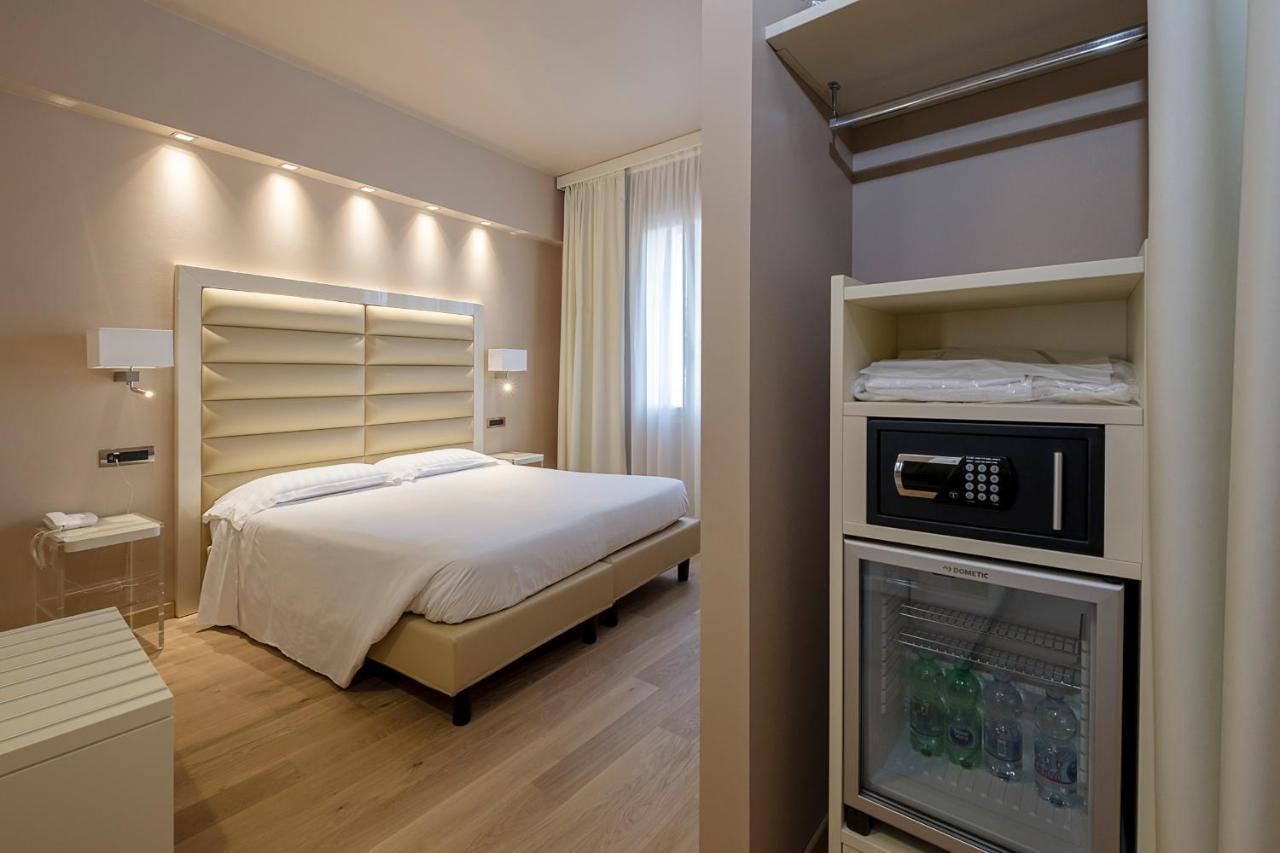 Hotel Touring Ferrara Dış mekan fotoğraf